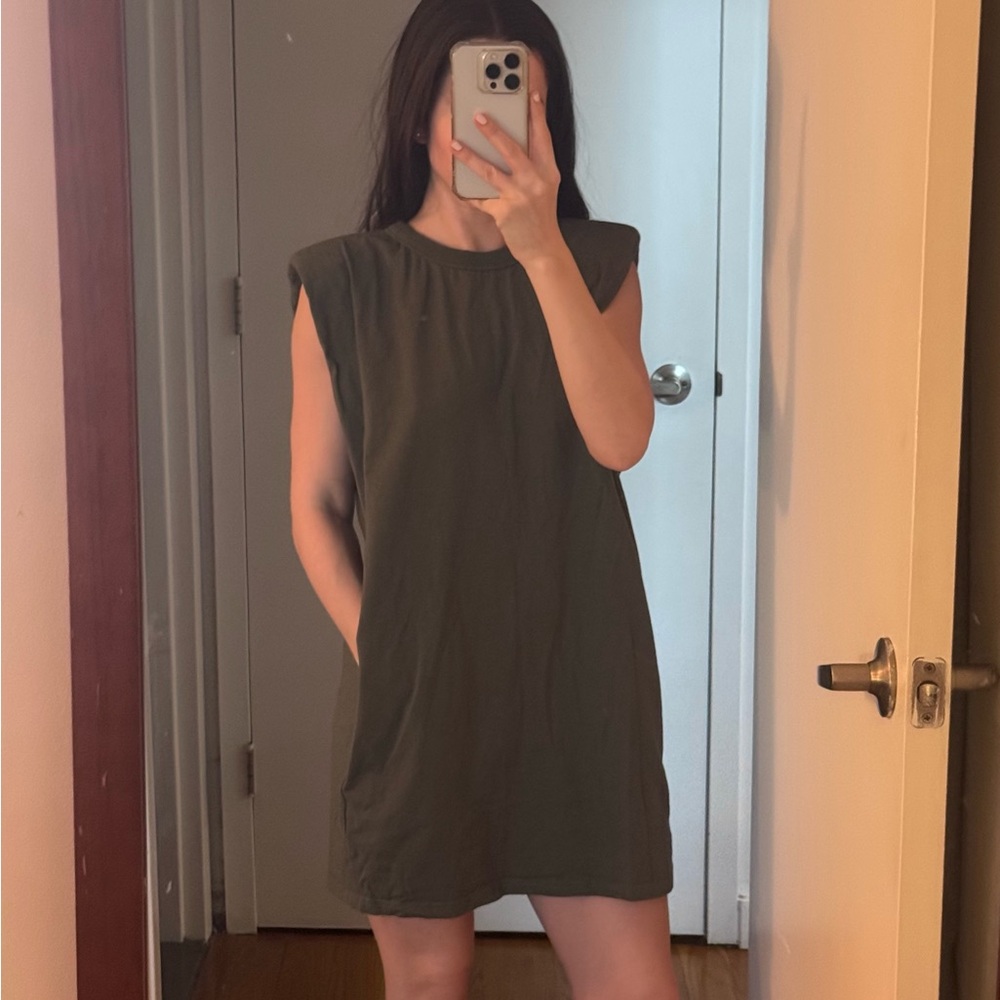 Tina Padded Shoulder T-shirt Dress the frankie shop in green xs/s